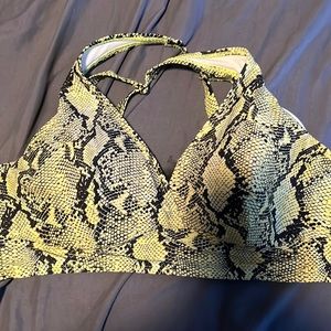 Built in cup bikini top